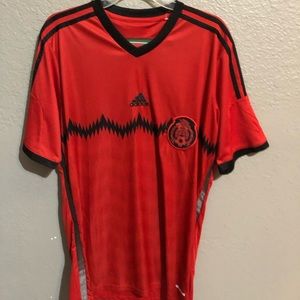 World Cup Mexico soccer kit size large it’s a baggy fit